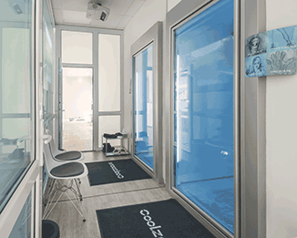 Cryotherapy chamber entrance at the Cologne location
